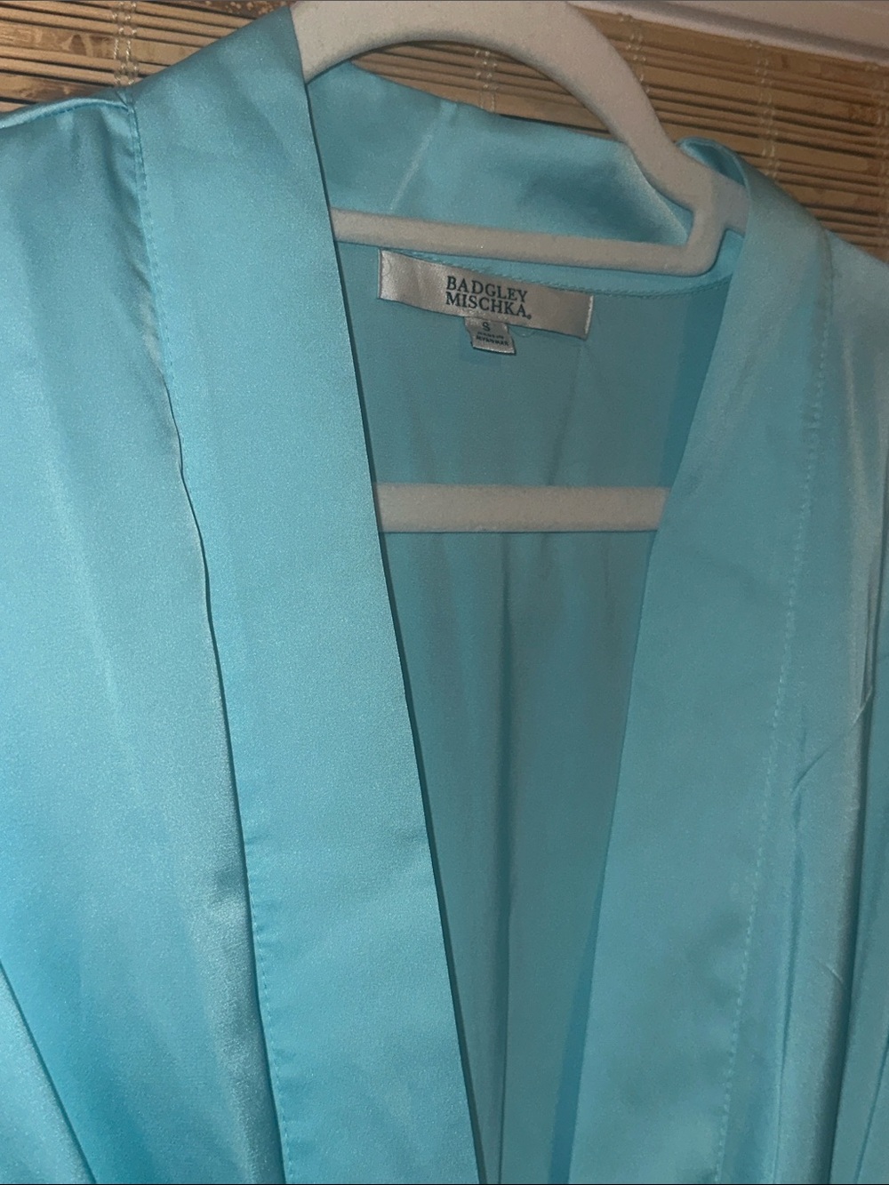 Like New! $168 Badgley Mischka Blue Silky Satin Sparkle Lace-Trim Robe - Picture 7 of 7